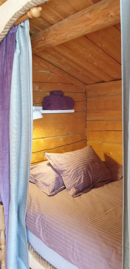 Bålsta Woodstock B & B Studios מראה חיצוני תמונה