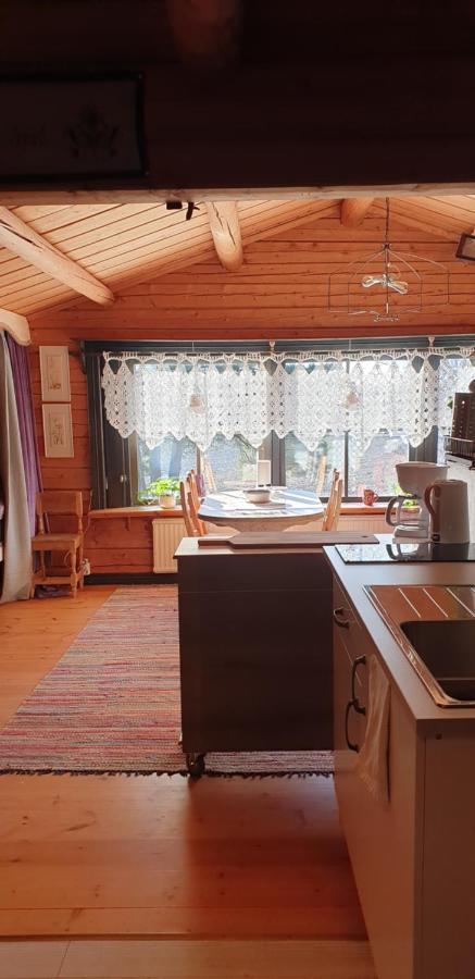 Bålsta Woodstock B & B Studios מראה חיצוני תמונה