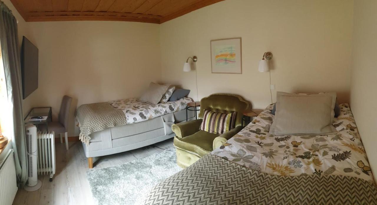 Bålsta Woodstock B & B Studios מראה חיצוני תמונה
